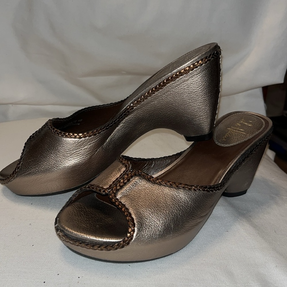 Cole Haan Wedge Gold Heels size 6B